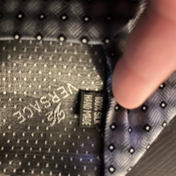 Gianni Versace V2 100% silk tie - Picture 4 of 9